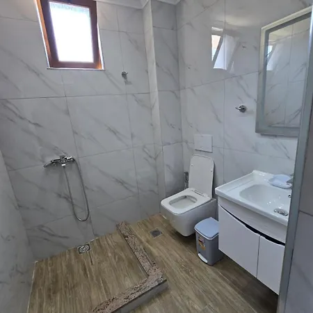 Orgest Ksamil